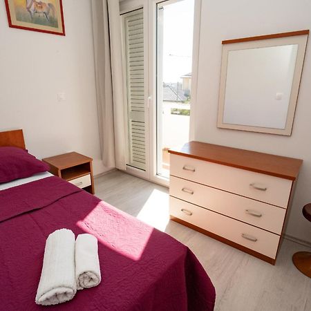 Pool Mansion Magnolia - Comfort Rooms Novaglia Esterno foto