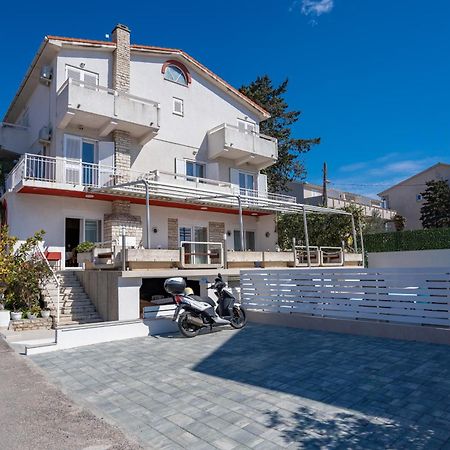 Pool Mansion Magnolia - Comfort Rooms Novaglia Esterno foto