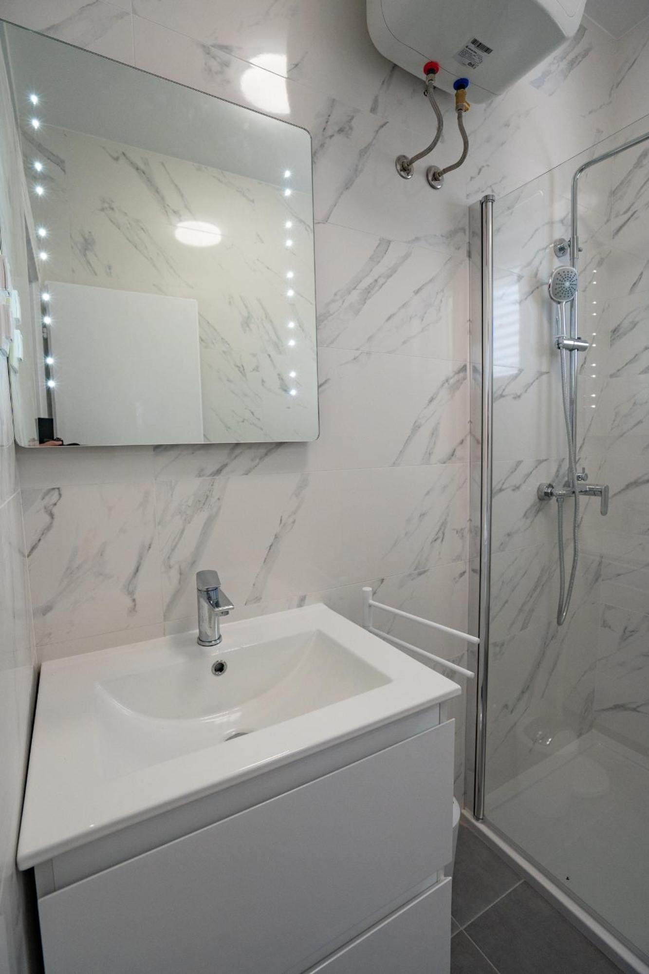 Pool Mansion Magnolia - Comfort Rooms Novaglia Esterno foto