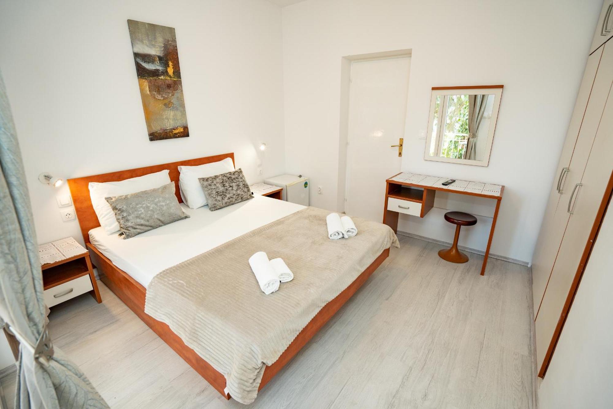 Pool Mansion Magnolia - Comfort Rooms Novaglia Esterno foto