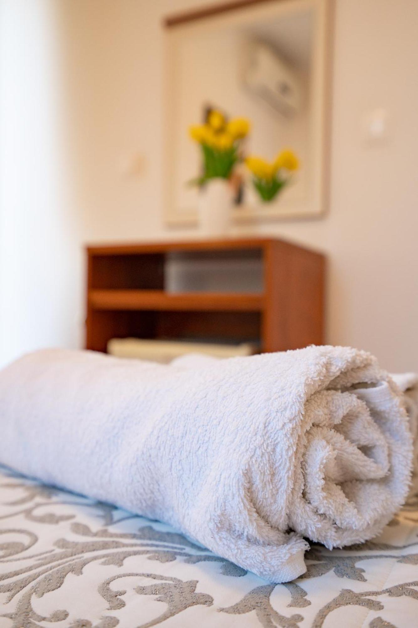 Pool Mansion Magnolia - Comfort Rooms Novaglia Esterno foto